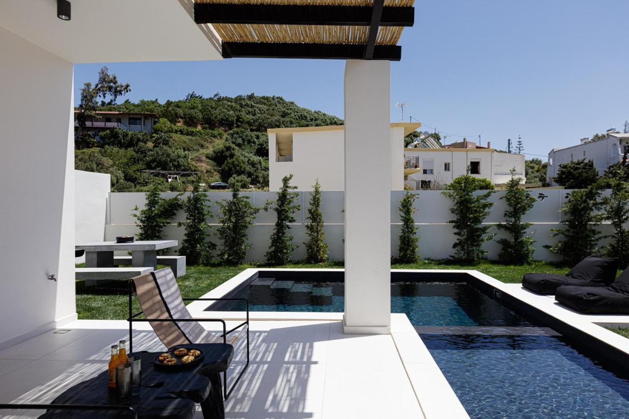 Modern Villa Casa Filo Verde With Private Pool & Bbq,200M From The Beach Плакиас Экстерьер фото