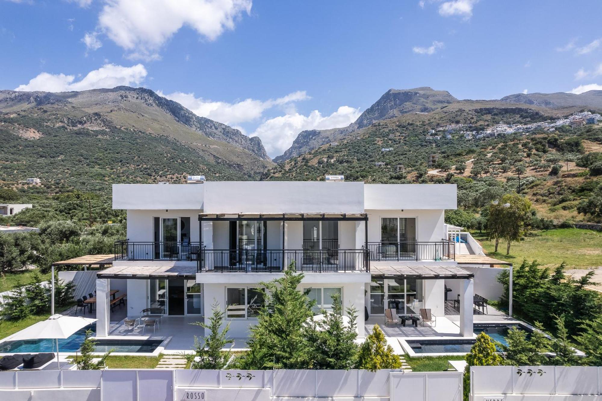 Modern Villa Casa Filo Verde With Private Pool & Bbq,200M From The Beach Плакиас Экстерьер фото